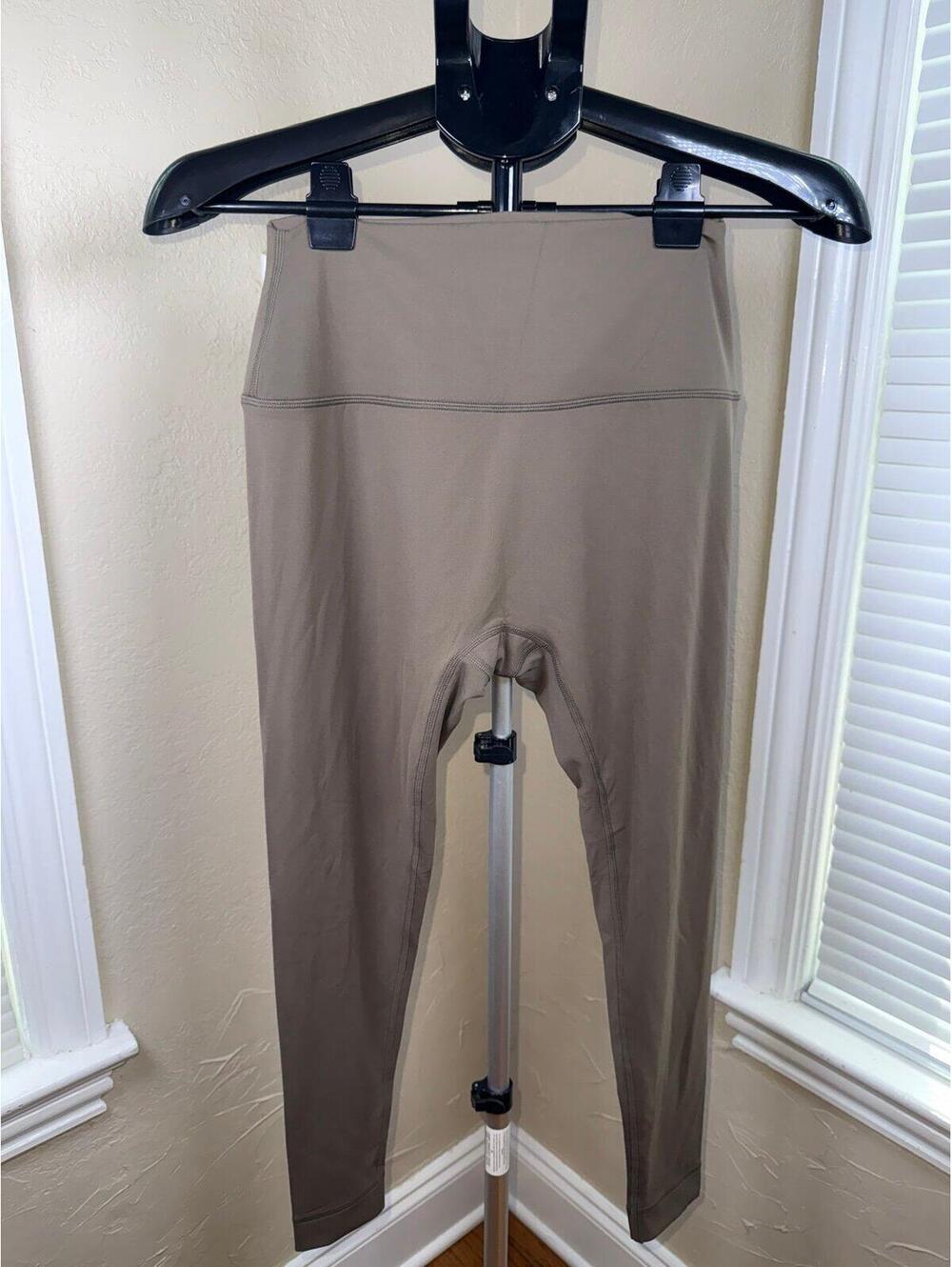 SET Active‎ AirLuxe High Waist Leggings Taupe Mushroom Size L NWOT Athleisure